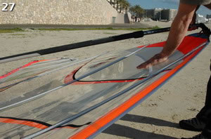montaje de una vela de windsurf