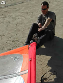 montaje de una vela de windsurf