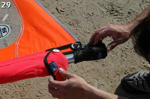 montaje de una vela de windsurf