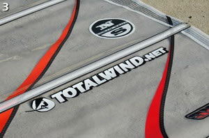 montaje de una vela de windsurf