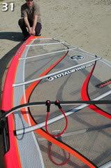montaje de una vela de windsurf