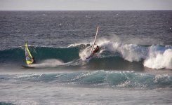 JAVI-HOOKIPA.jpg
