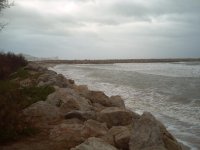 la ola se comia toda la playa.JPG